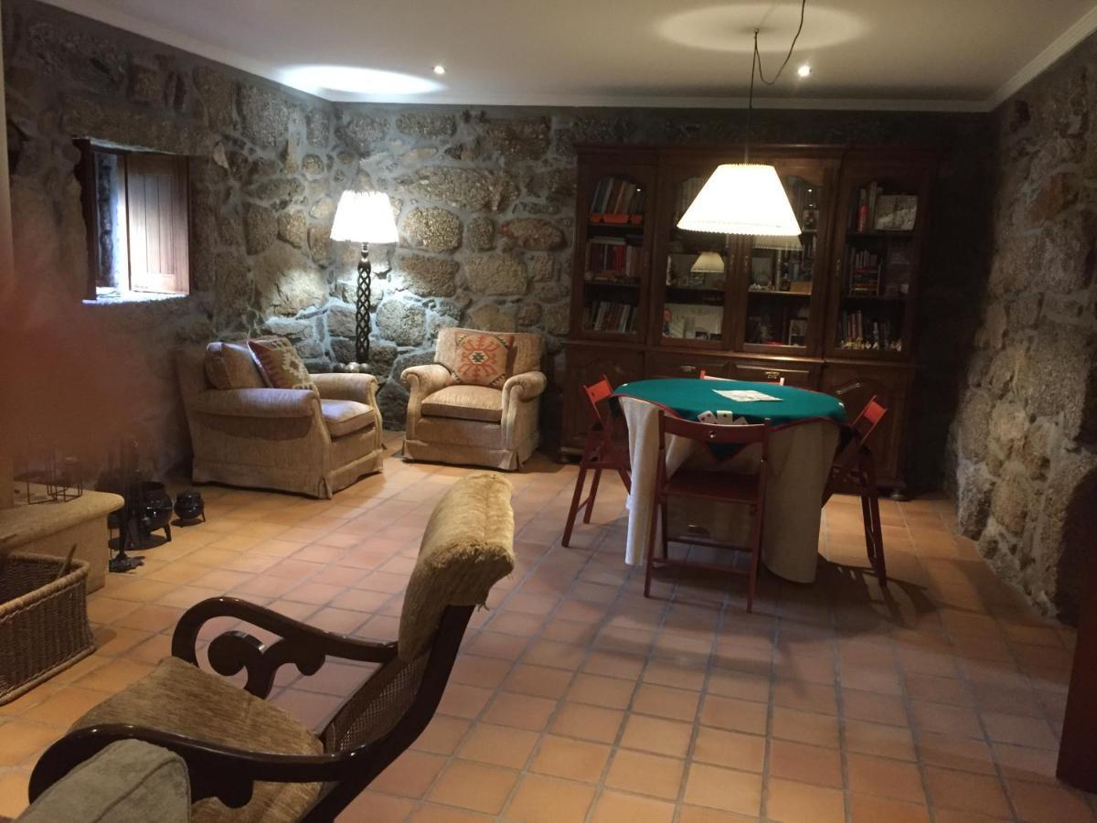 Bergui Guesthouse - กิมาไรส์ ภายนอก รูปภาพ